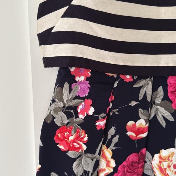 NWT Anthropologie Floral Dress Size 4 - Picture 4 of 10